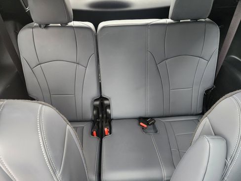 Used 2023 Buick Enclave Premium w/ Experience Buick Package image 15