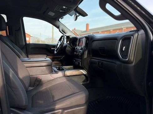 Used 2019 Chevrolet Silverado 1500 RST w/ All-Star Edition AWD/4WD image 12