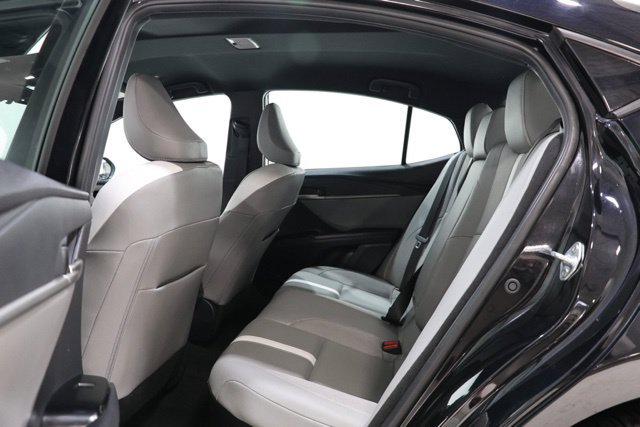 Used 2025 Toyota Camry SE FWD image 30