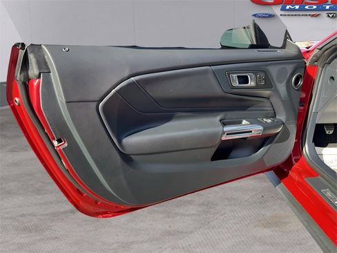 Used 2024 Ford Mustang GT Premium image 12