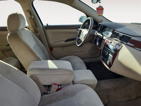 Used 2008 Chevrolet Impala LT image 15