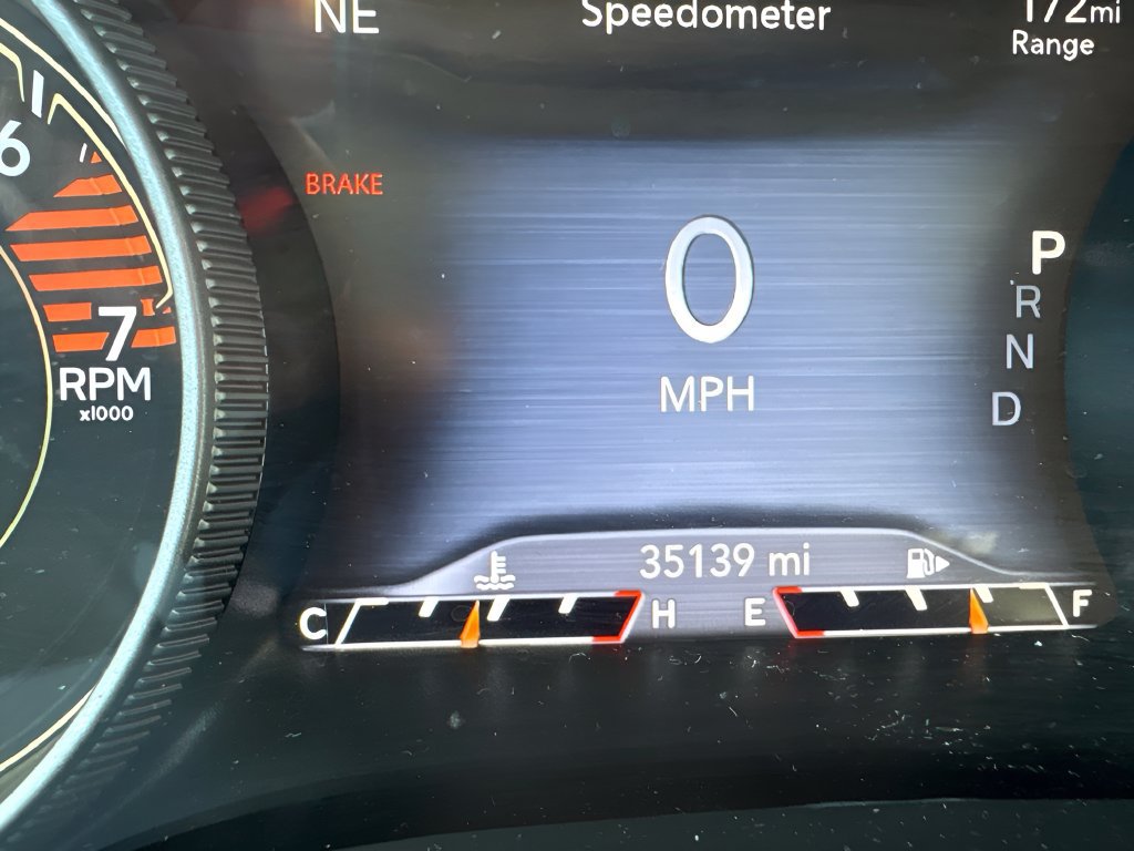 Used 2019 Jeep Cherokee Limited w/ Technology Group FWD image 33