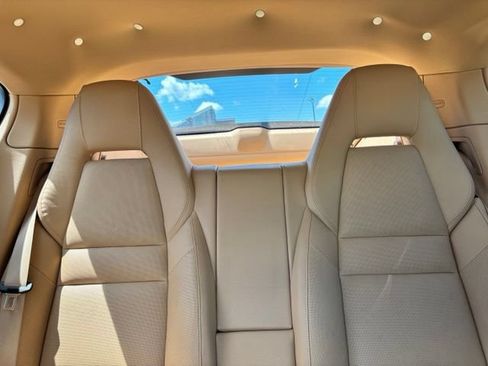 Used 2014 Porsche Panamera RWD image 13