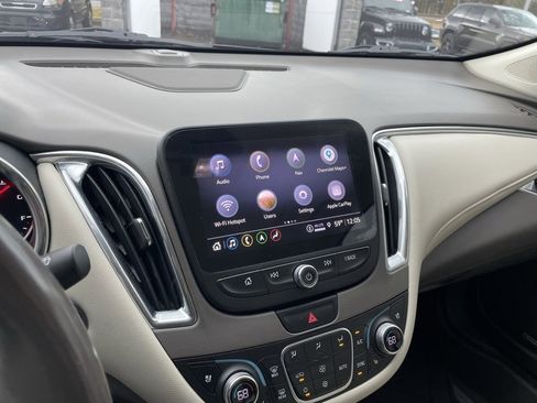 Used 2021 Chevrolet Malibu Premier image 15