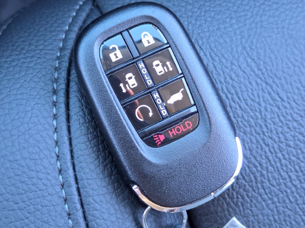 Certified 2025 Honda Odyssey EX-L image 40
