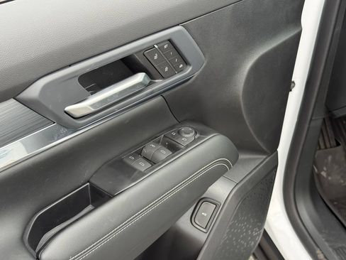 New 2027 GMC Terrain Elevation w/ Elevation Premium Package AWD/4WD image 16