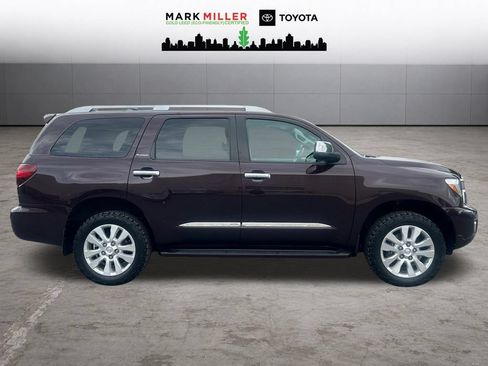Used 2019 Toyota Sequoia Platinum AWD/4WD image 7