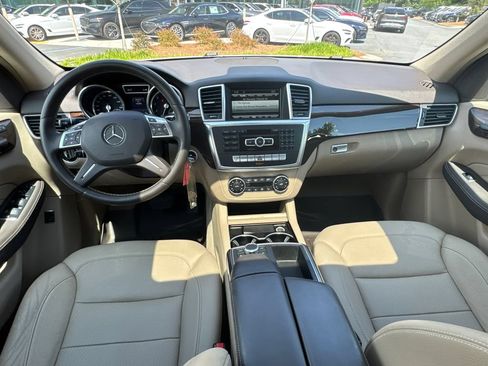 Used 2015 Mercedes-Benz ML 350 2WD image 24