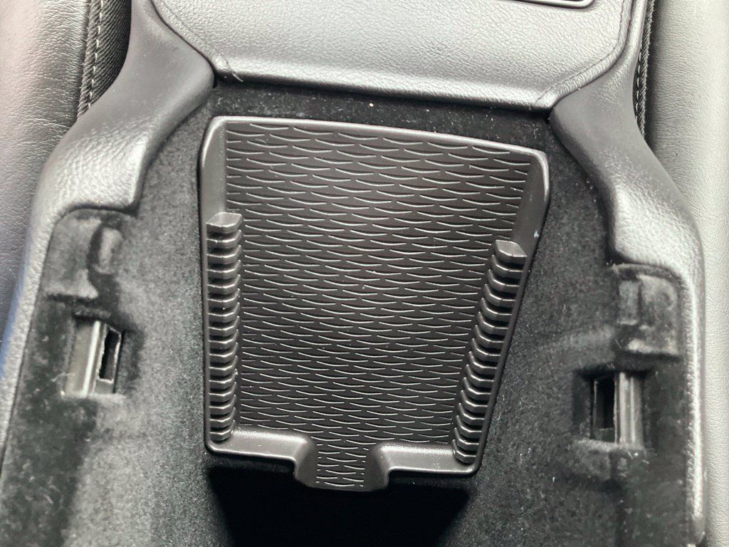 Used 2025 Cadillac XT4 Premium Luxury FWD image 18
