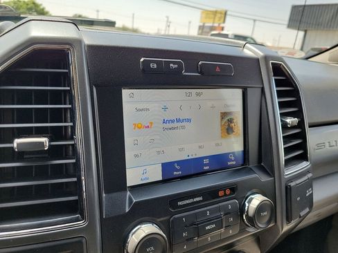 Used 2021 Ford F350 XLT AWD/4WD image 21