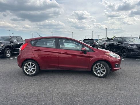 Used 2017 Ford Fiesta SE w/ Equipment Group 201A FWD image 11