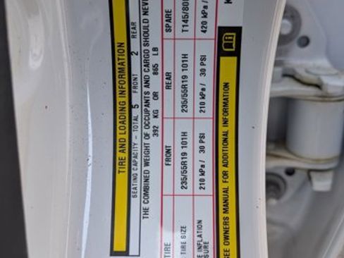 Used 2019 Chrysler 300 Touring AWD/4WD image 14