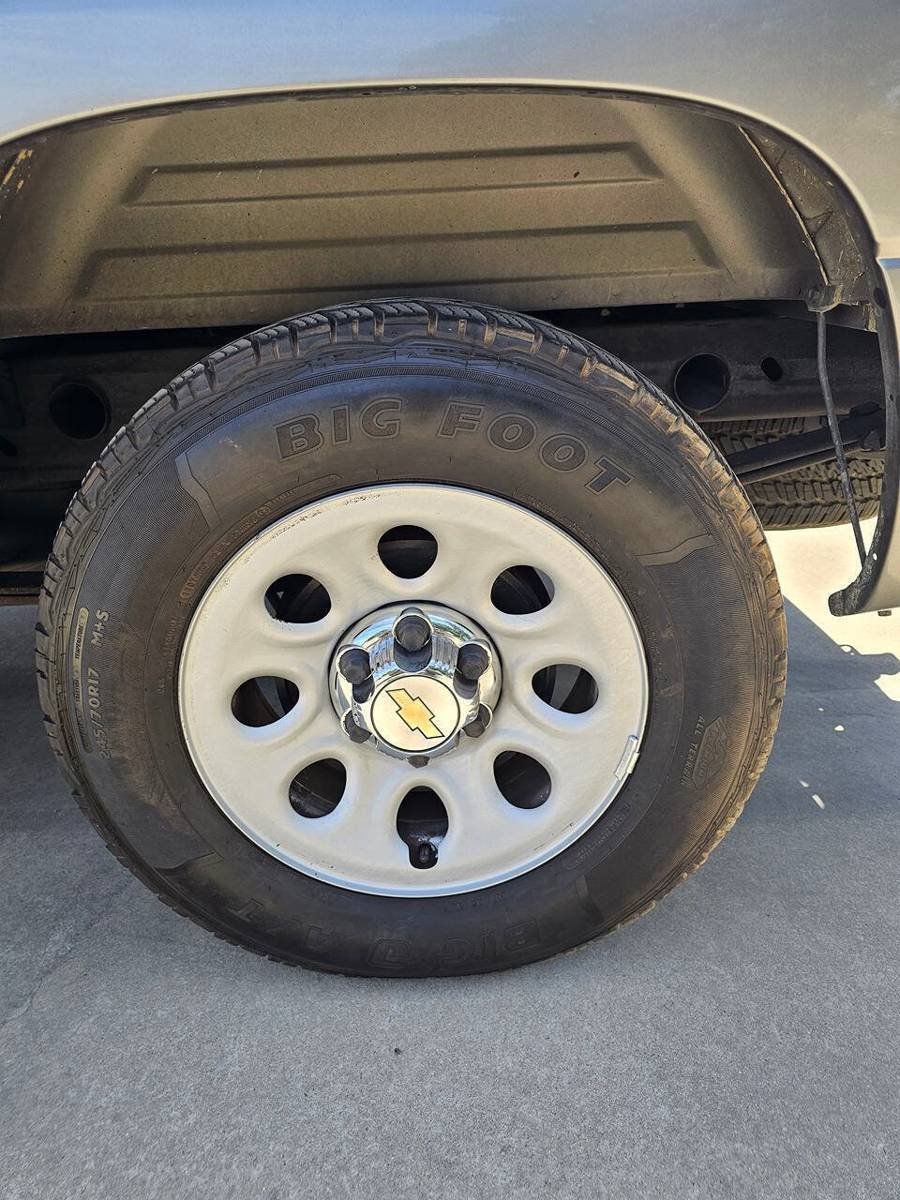Used 2006 Chevrolet Silverado 1500 W/T RWD image 10