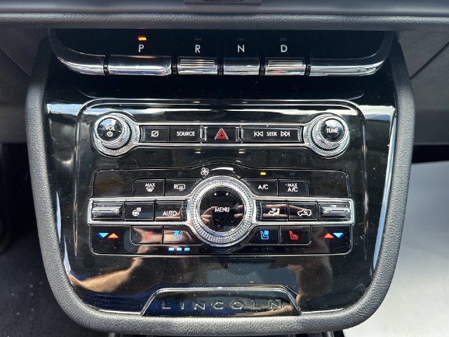 Used 2022 Lincoln Corsair Reserve w/ Sport Package AWD/4WD image 19