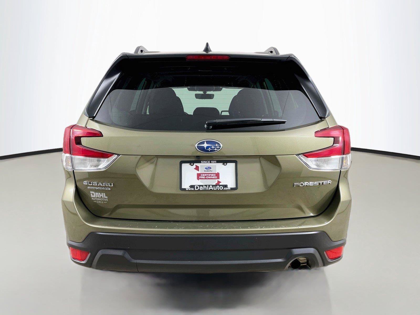 Used 2024 Subaru Forester Premium AWD/4WD image 12