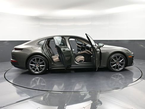 New 2026 Porsche Panamera 4 image 35