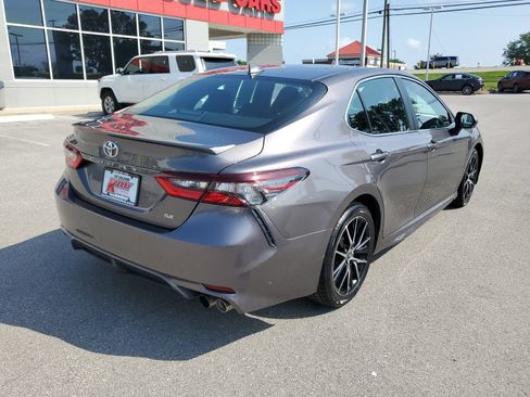 Certified 2024 Toyota Camry SE FWD image 4
