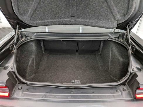 Used 2023 Dodge Challenger R/T image 32