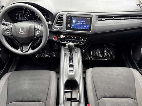 Used 2021 Honda HR-V EX image 14