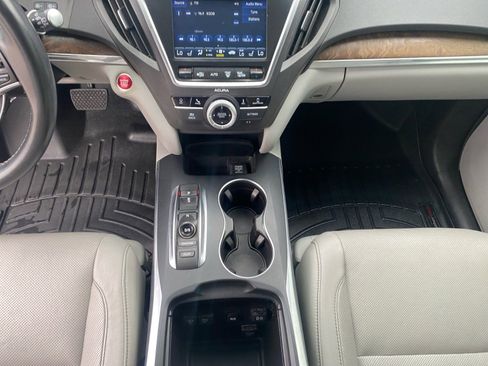 Used 2020 Acura MDX SH-AWD w/ Technology Package image 11