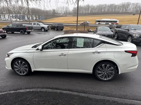 Used 2023 Nissan Altima 2.5 SL image 7