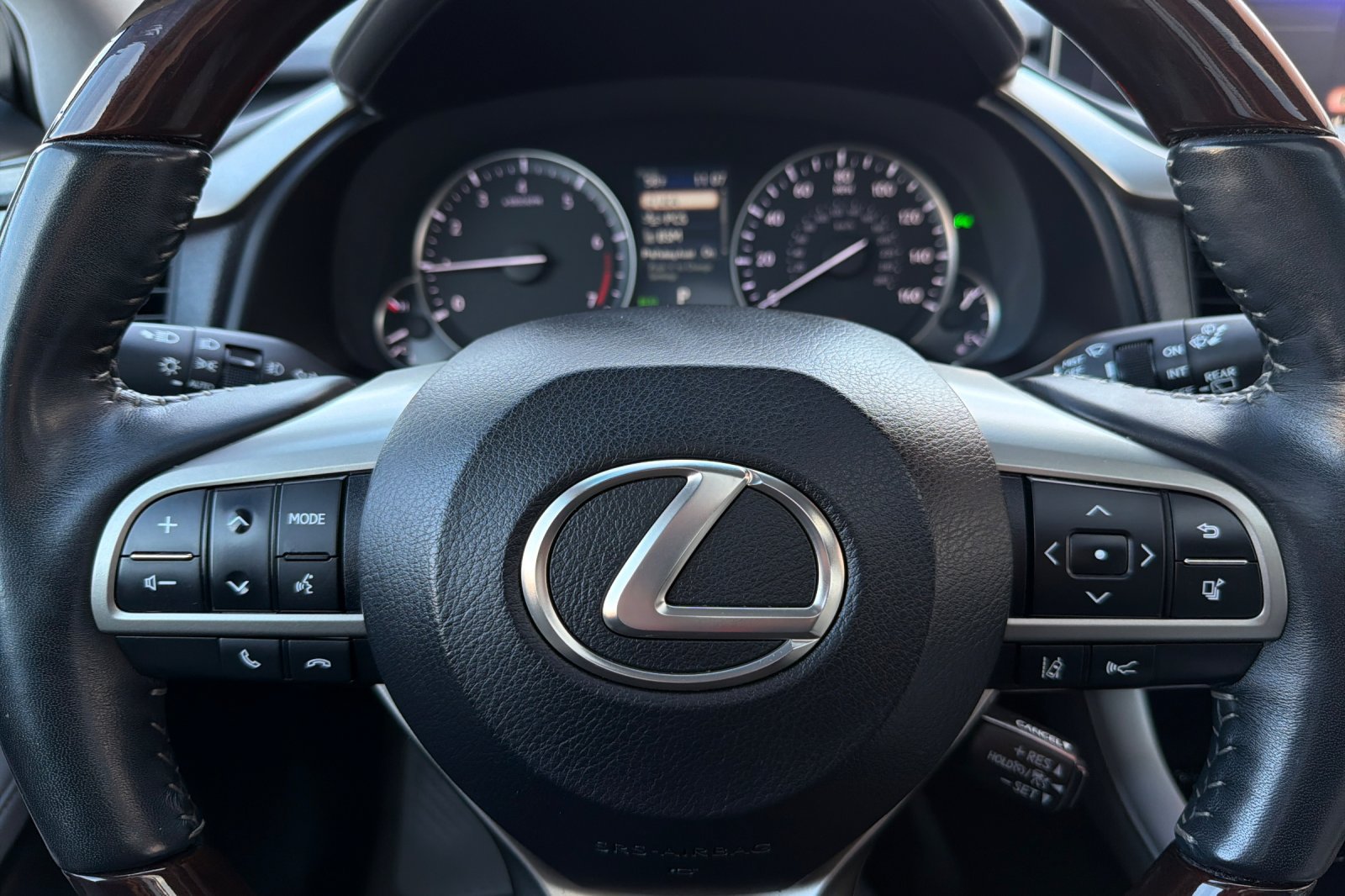Used 2019 Lexus RX 350 AWD w/ Navigation Package image 34