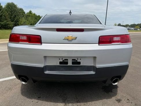 Used 2015 Chevrolet Camaro LS RWD image 9