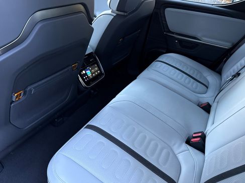 Used 2025 Rivian R1T Adventure image 15