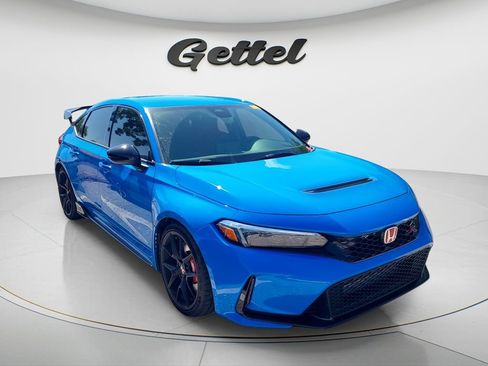 Used 2023 Honda Civic Type R image 3