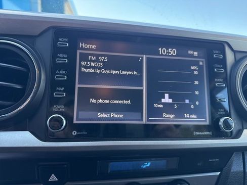 Used 2022 Toyota Tacoma SR5 AWD/4WD image 14