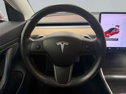 Used 2018 Tesla Model 3 Long Range image 15