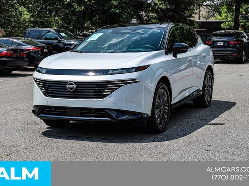 Used 2025 Nissan Murano Platinum w/ Cargo Package AWD/4WD image 3