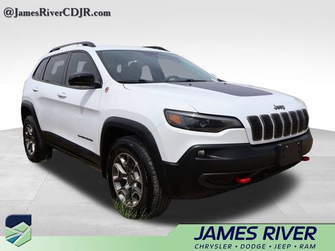 Used 2022 Jeep Cherokee Trailhawk w/ Trailer Tow Group AWD/4WD image 13