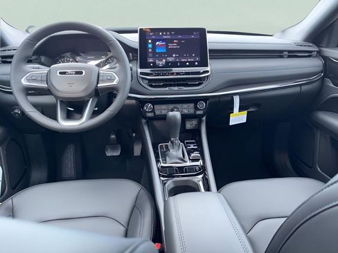New 2026 Jeep Compass Limited AWD/4WD image 32