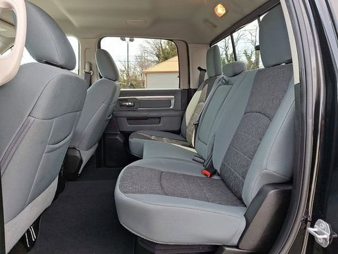 Used 2019 RAM 1500 Classic Warlock image 10