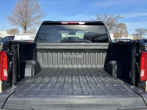 Used 2023 GMC Sierra 1500 SLT w/ SLT Premium Package image 34