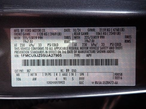 Used 2025 Ford Escape Platinum w/ Premium Technology Package image 13