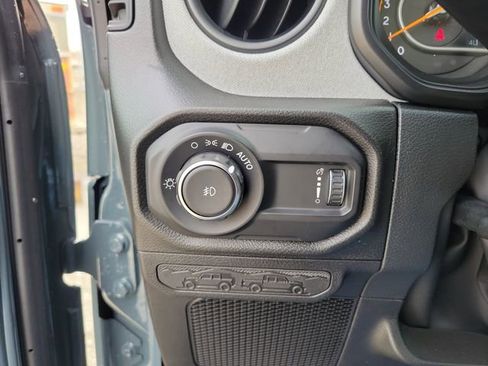 New 2026 Jeep Wrangler Willys AWD/4WD image 18