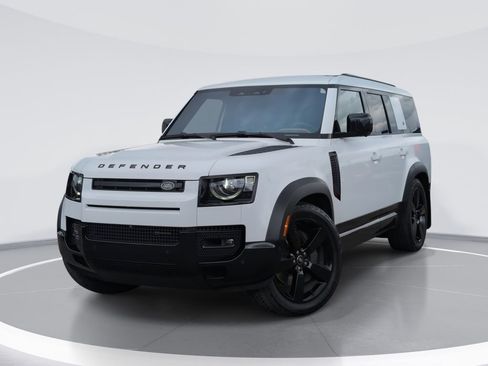 Used 2023 Land Rover Defender 130 X-Dynamic SE AWD/4WD image 1