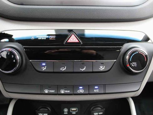 Used 2016 Hyundai Tucson SE image 20