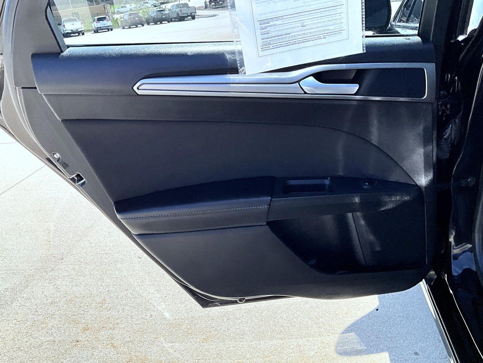 Used 2019 Ford Fusion SE FWD image 22