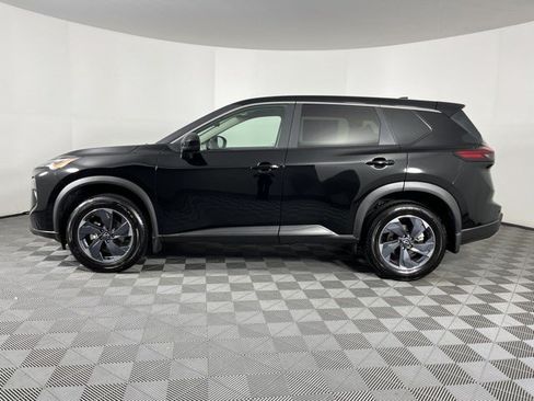 Used 2026 Nissan Rogue SV FWD image 5