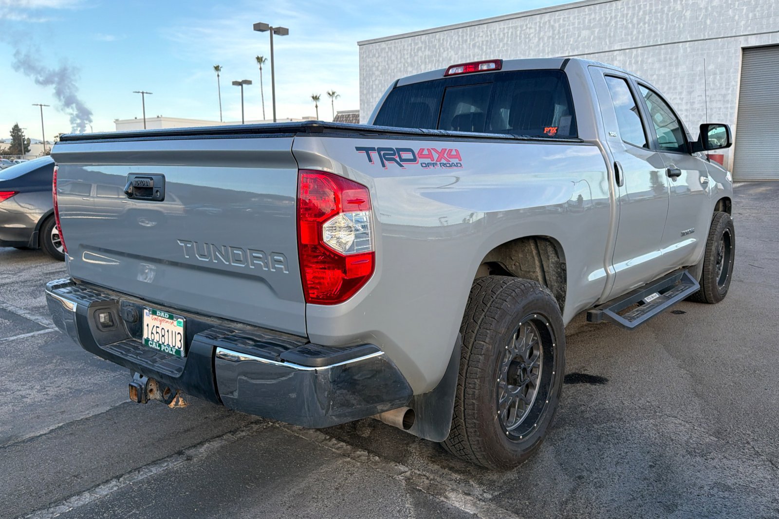 Used 2018 Toyota Tundra SR5 w/ TRD Off Road Package AWD/4WD image 5