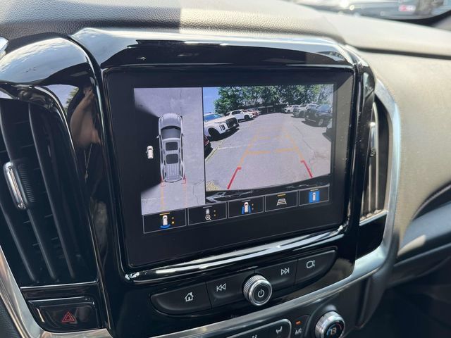 Used 2023 Chevrolet Traverse RS AWD/4WD image 29