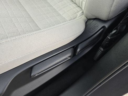 Used 2023 Honda HR-V LX image 25