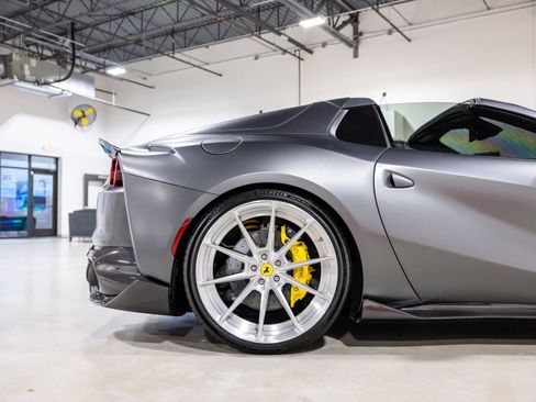 Used 2023 Ferrari 812 GTS image 29