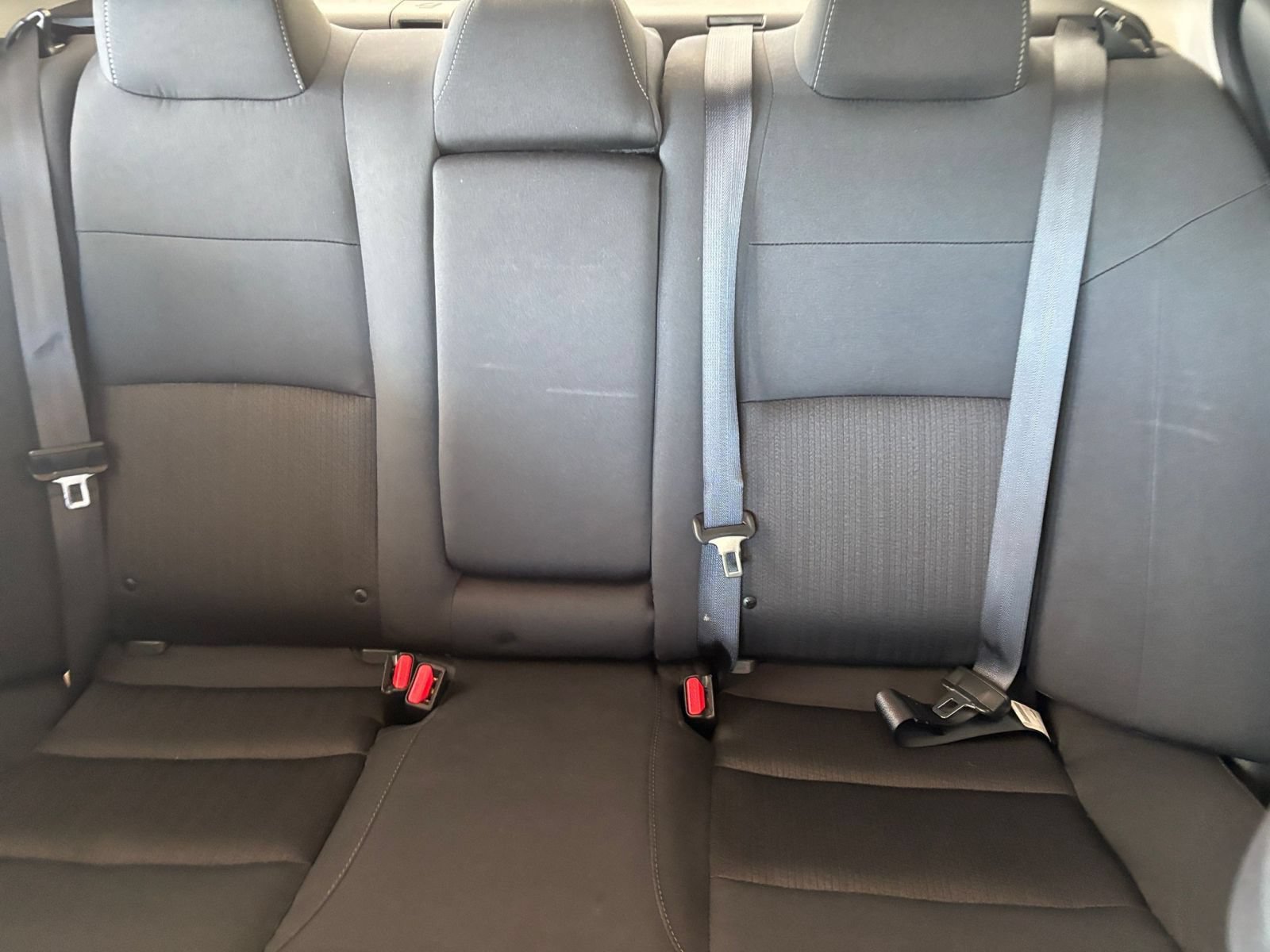 Used 2025 Nissan Altima 2.5 SV FWD image 37