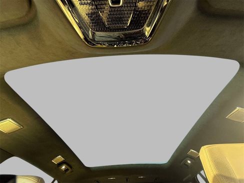 New 2025 Cadillac Escalade IQ Sport 2 w/ LPO, ONYX Package image 21