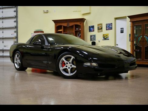 Used 1999 Chevrolet Corvette Coupe image 1