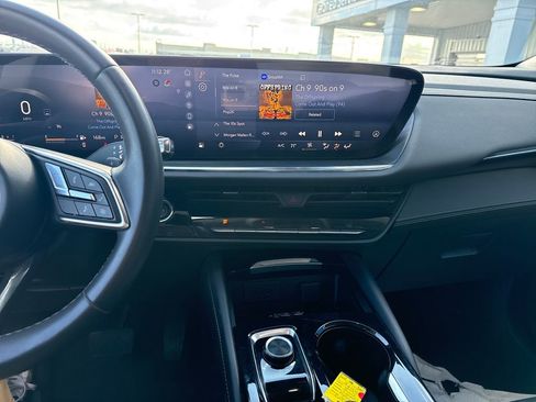 Used 2025 Buick Envision Preferred image 20